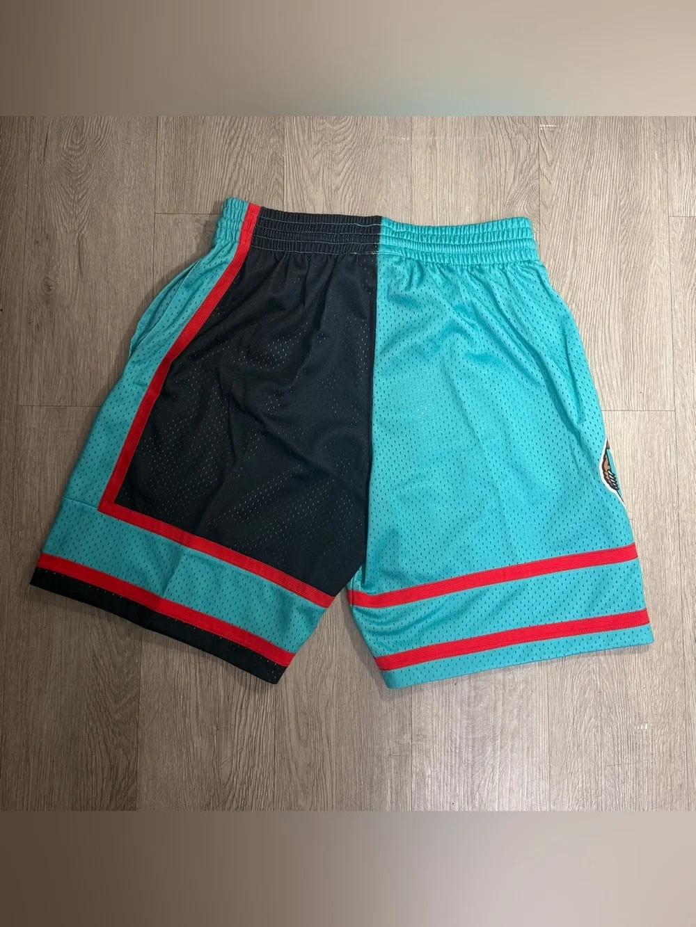 Mitchell & Ness Men’s Black/Turquoise Grizzlies Hardwood Classics Shorts M-3Xl